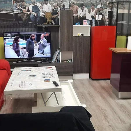 Vive Nueva Experiencia, Elige Loft En Interior De Gim Apartament